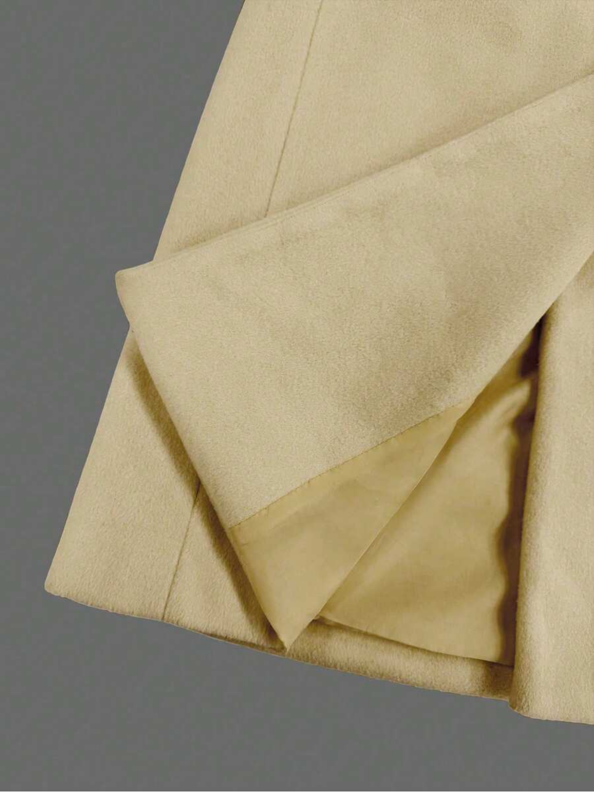 Klassischer zweireihiger Wollmantel