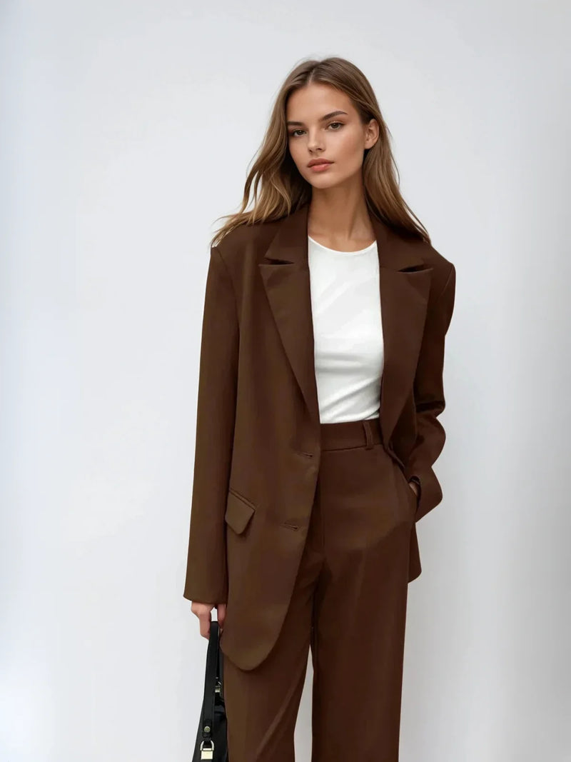 Passendes Set aus Mokka-Vintage-Blazer und Hose mit weitem Bein