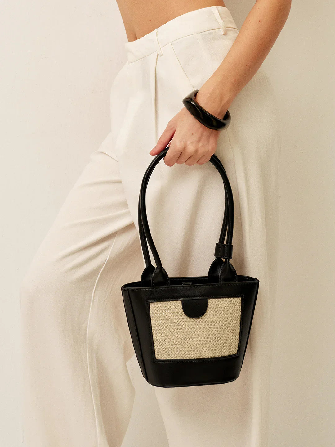 Duo-Tone Woven Panel Tote Bag - LA FEMME WANDERER