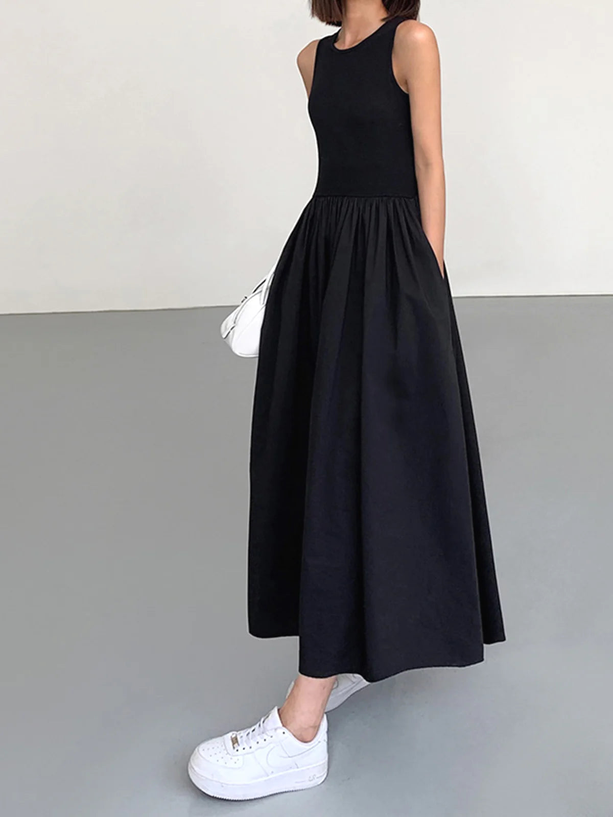 Black Dress Capsule - 6 - LA FEMME WANDERER