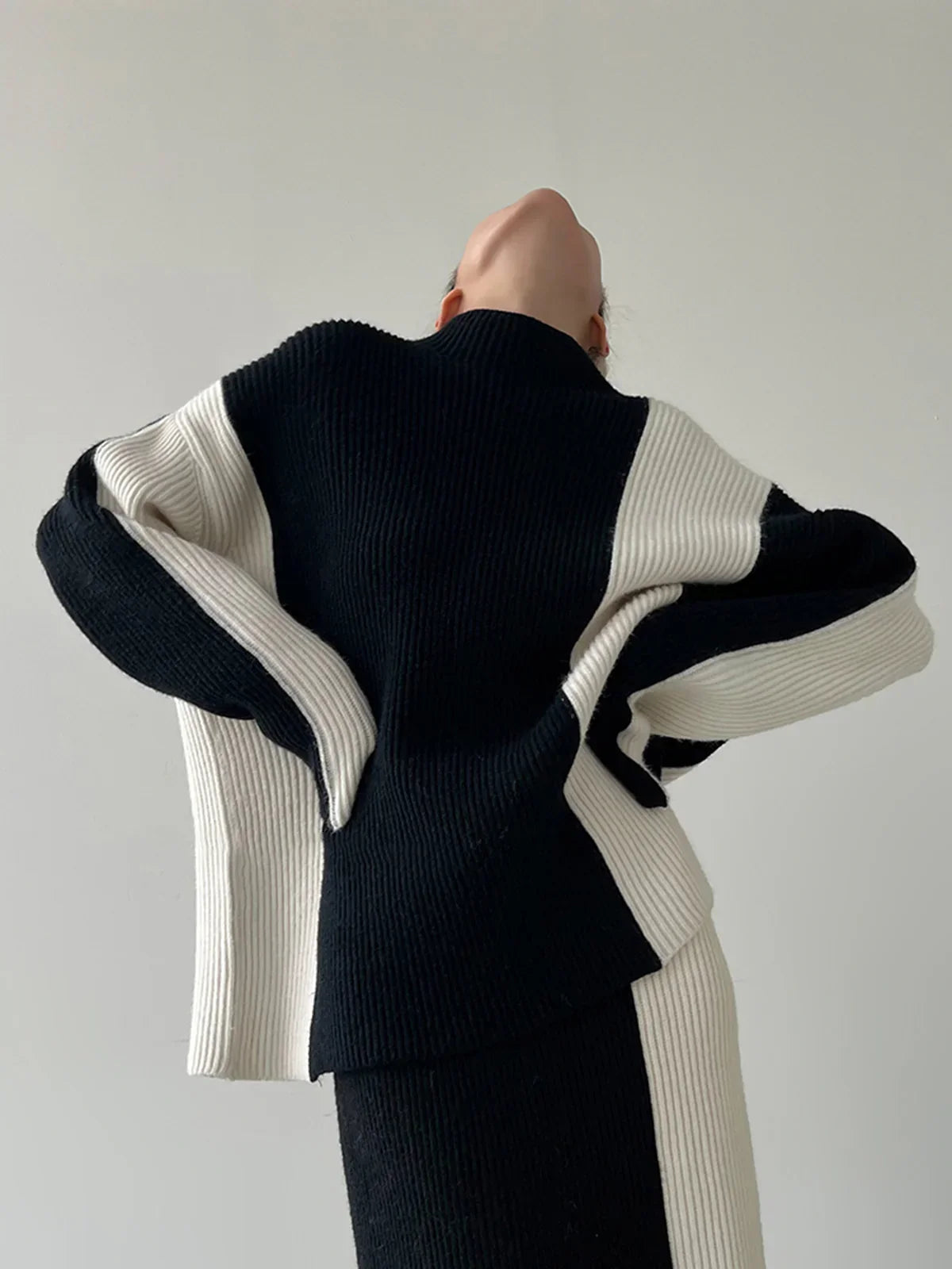 Stripe Two Piece Knit Skirt Matching Set - LA FEMME WANDERER