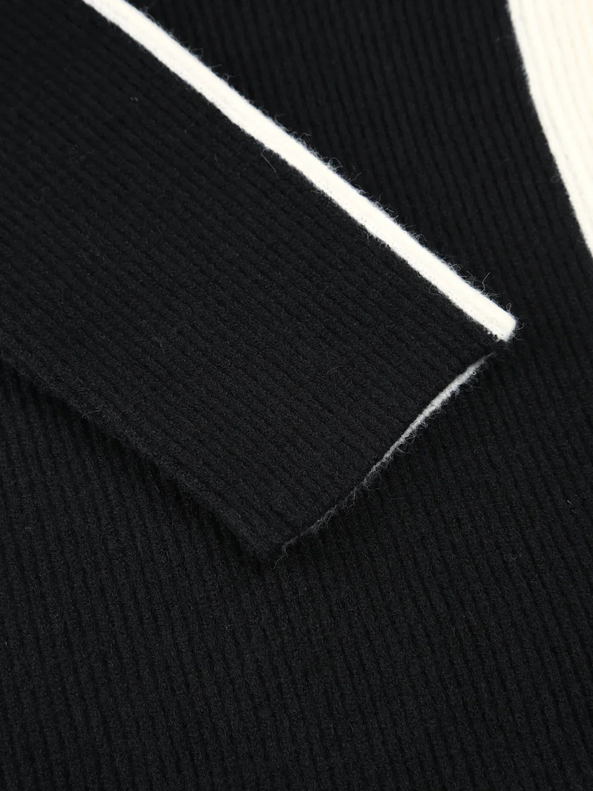 Stripe Two Piece Knit Skirt Matching Set - LA FEMME WANDERER