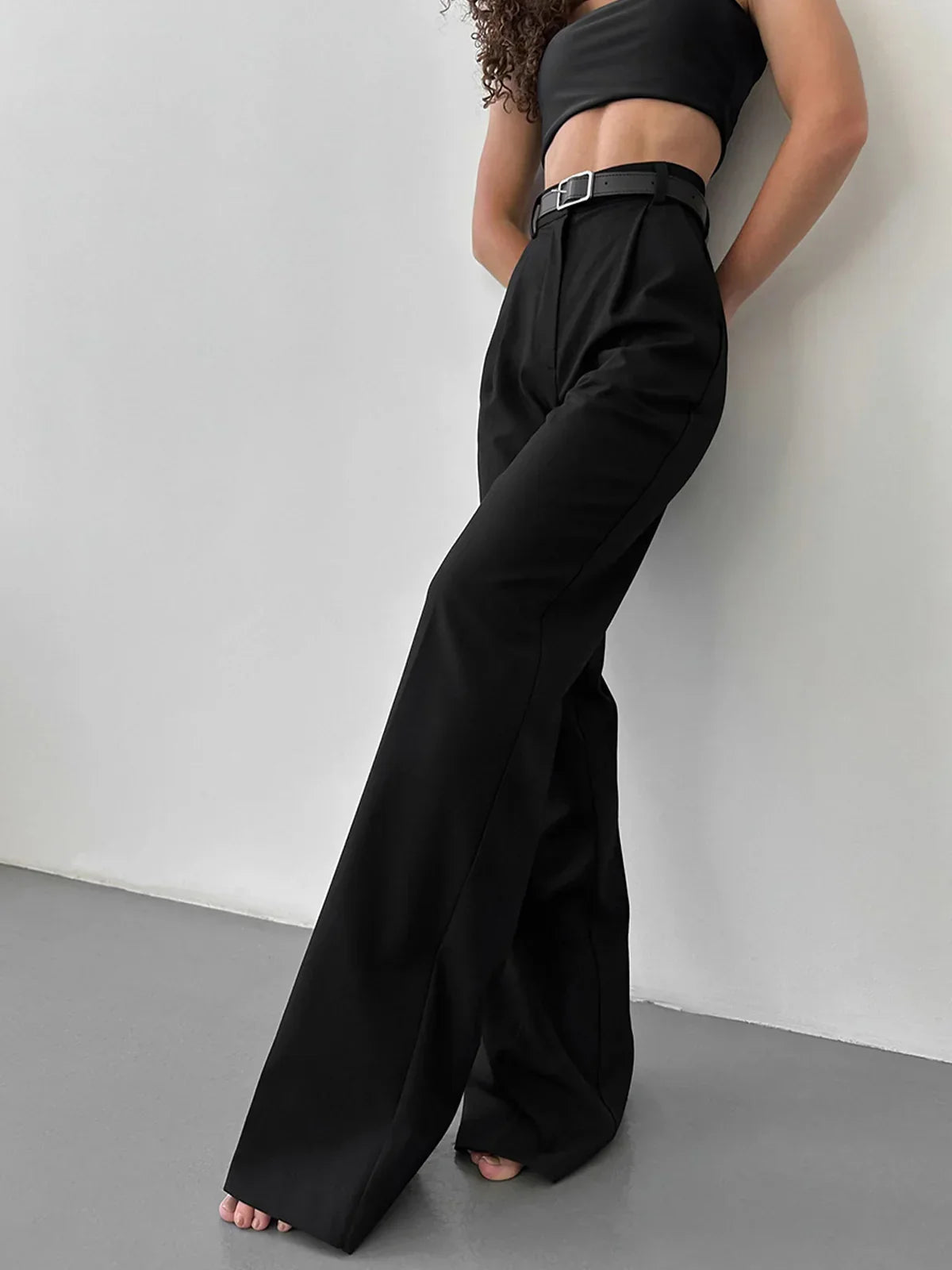 High-Waist Wide Leg Black Pants - LA FEMME WANDERER