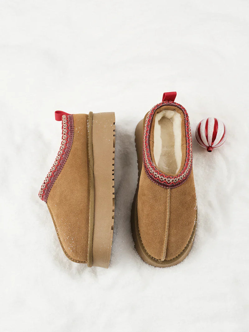 Lässiger Schneestiefel mit integriertem Fell und Plateau