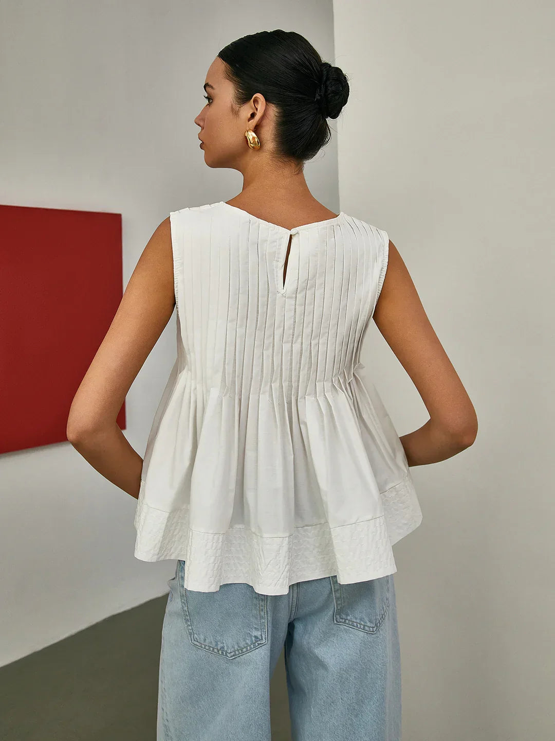 Pleated Peplum Sleeveless Blouse - LA FEMME WANDERER