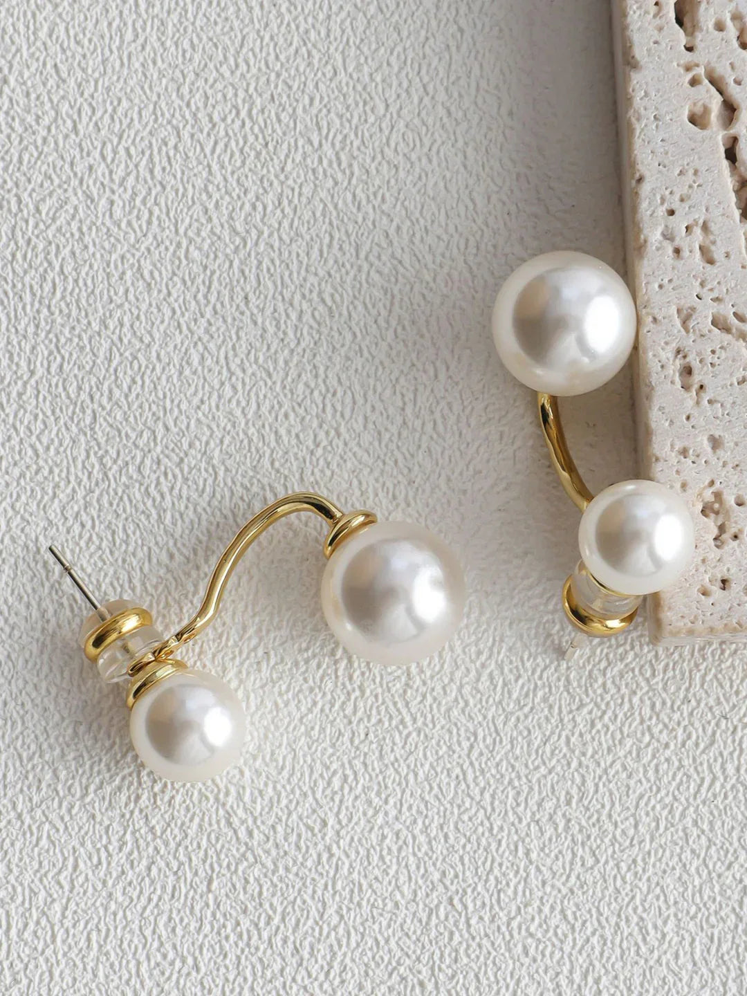Timeless Twin Pearl Studs - LA FEMME WANDERER