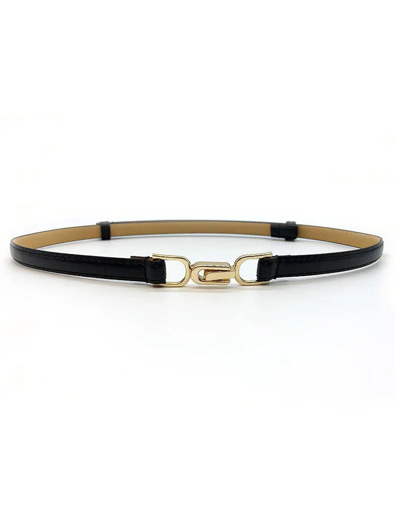 Minimalist Black Waist Belt with Gold Chain-Link Detail - LA FEMME WANDERER