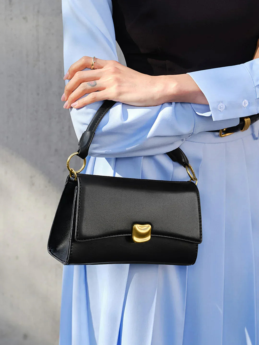 Elegant Style Black Baguette Flap Armpit Bag - LA FEMME WANDERER