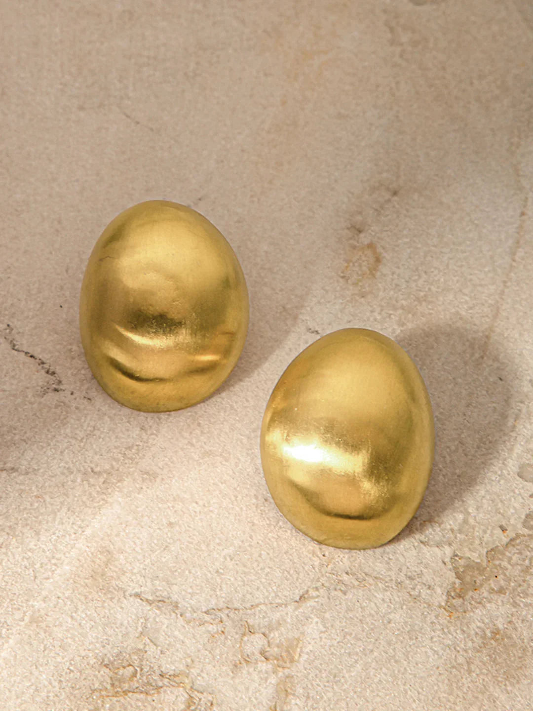 Always Elegant Brushed Ball Earrings - LA FEMME WANDERER