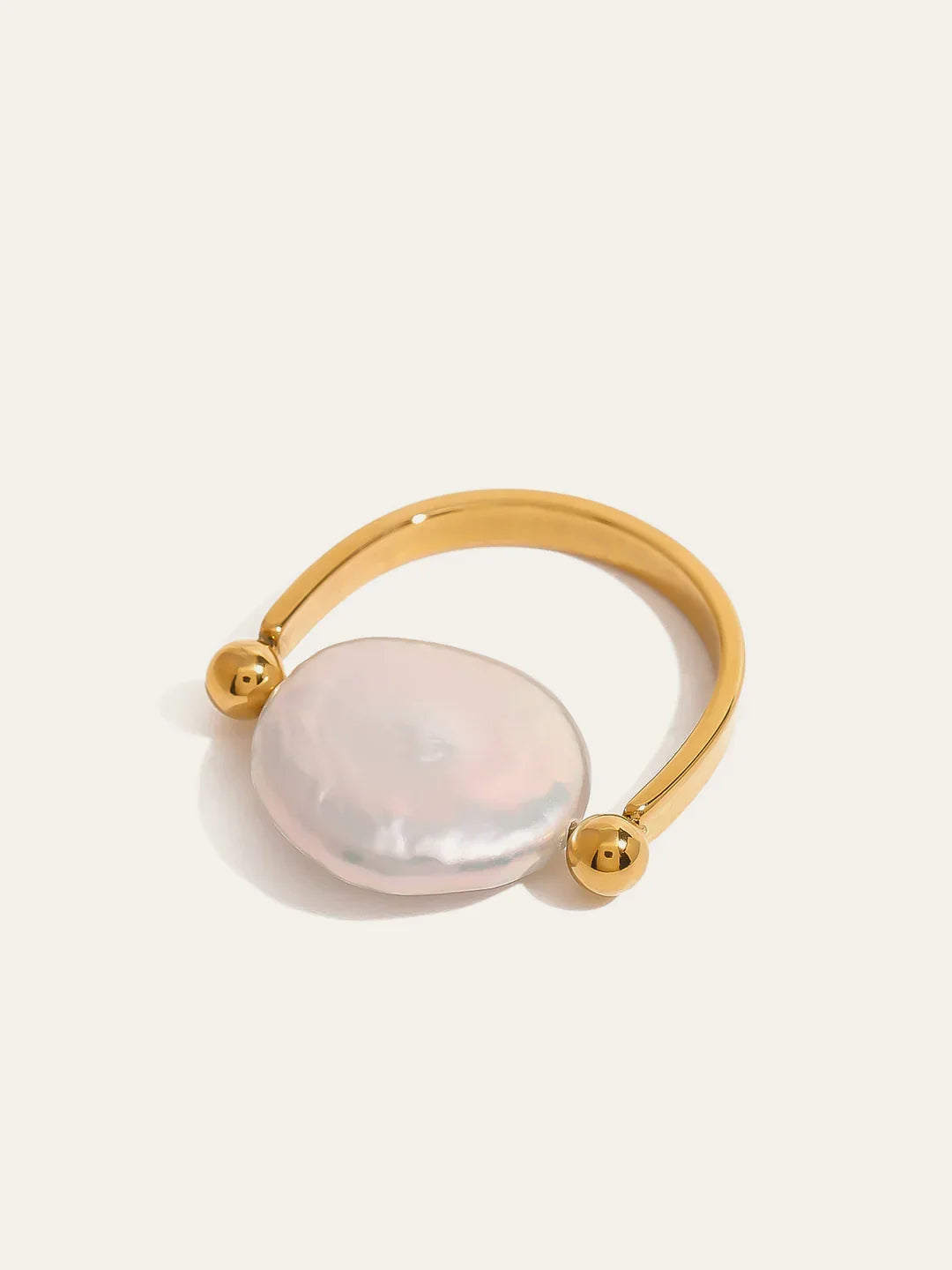Elegant Style Sculptural Pearl Ring - LA FEMME WANDERER