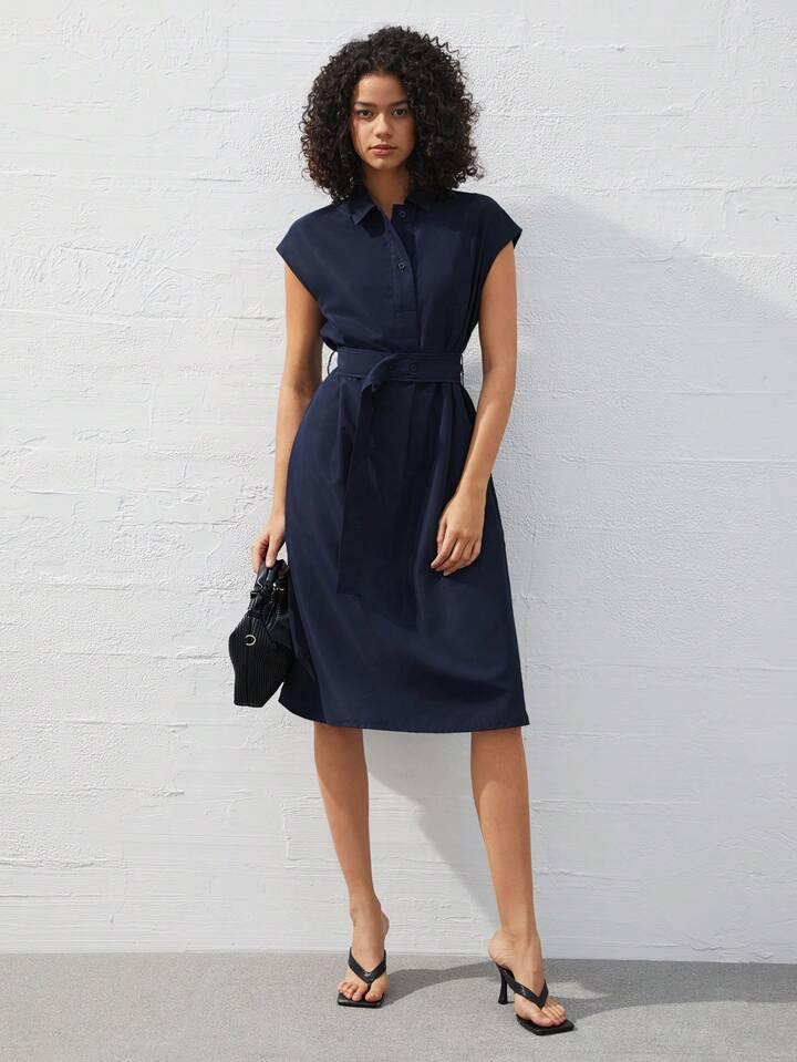 Refined Chic Navy Blue Midi Dress - LA FEMME WANDERER