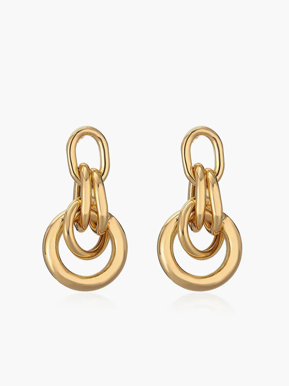 Classy Capsule - 1 - LA FEMME WANDERER