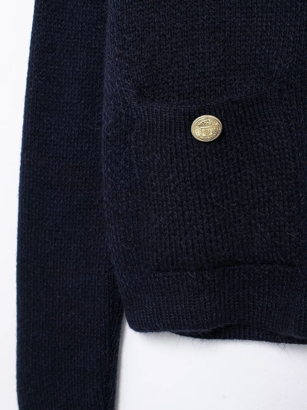 Gold Decorated Row Button Short Knitted Cardigan - LA FEMME WANDERER