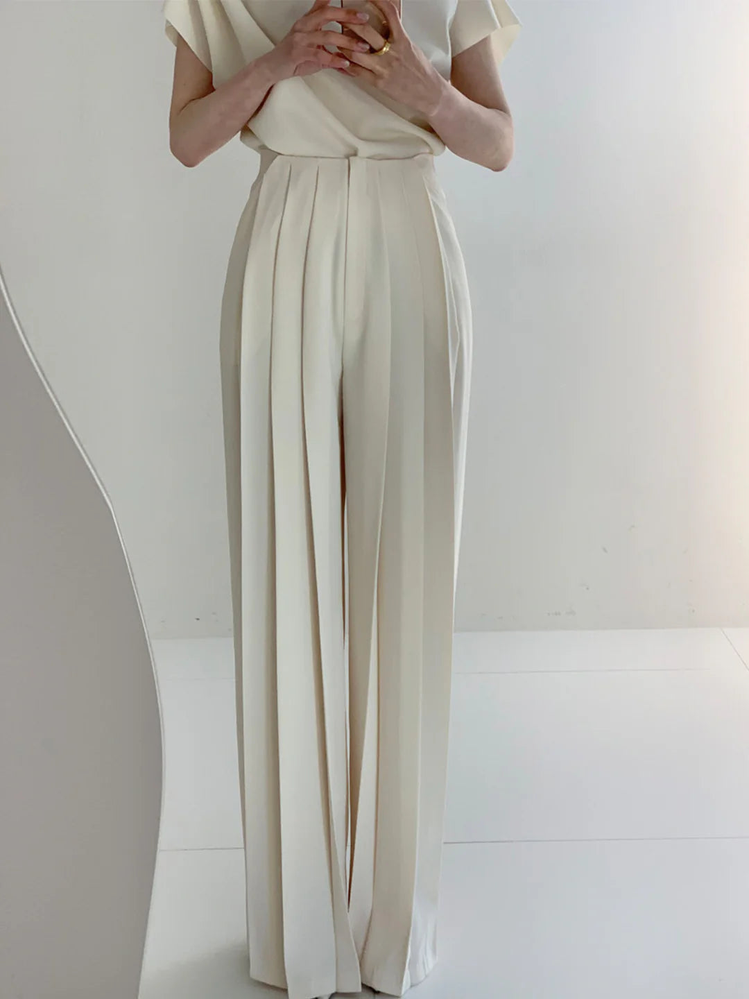 Pleated High Waist Wide Leg Pants Loose Straight Pants - LA FEMME WANDERER