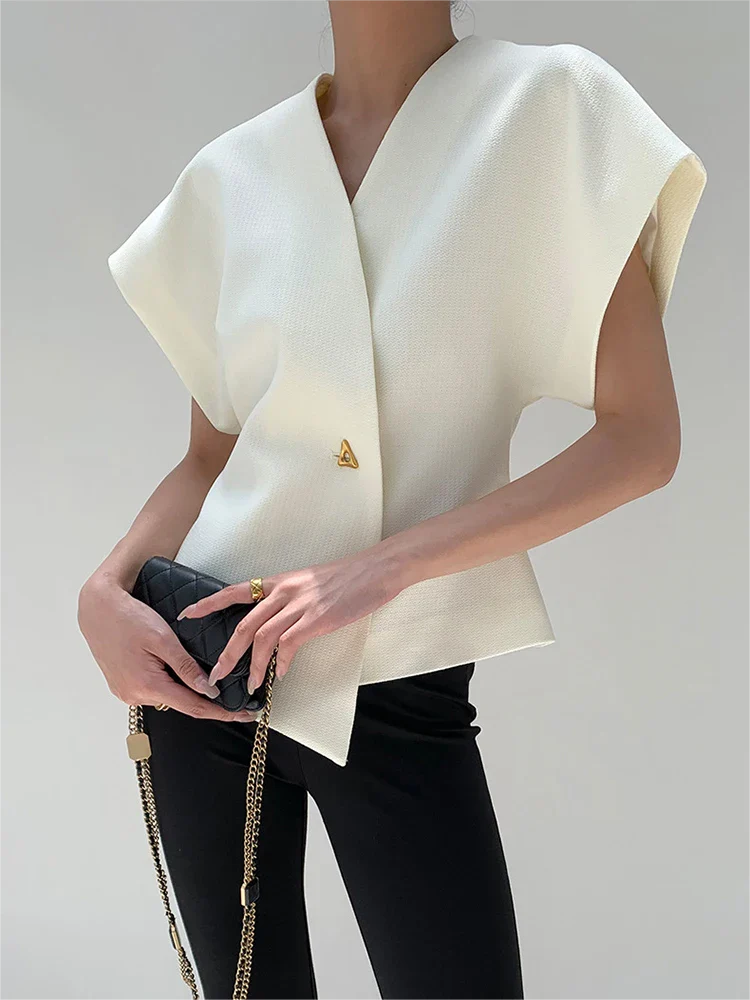 V-Neck Button Down Blouse - LA FEMME WANDERER
