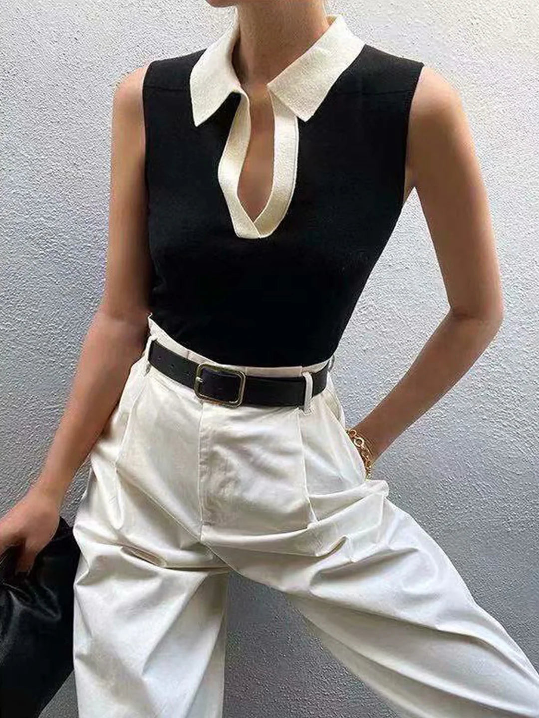 Contrast Trim Collar V-neck Knit Bodysuit - LA FEMME WANDERER