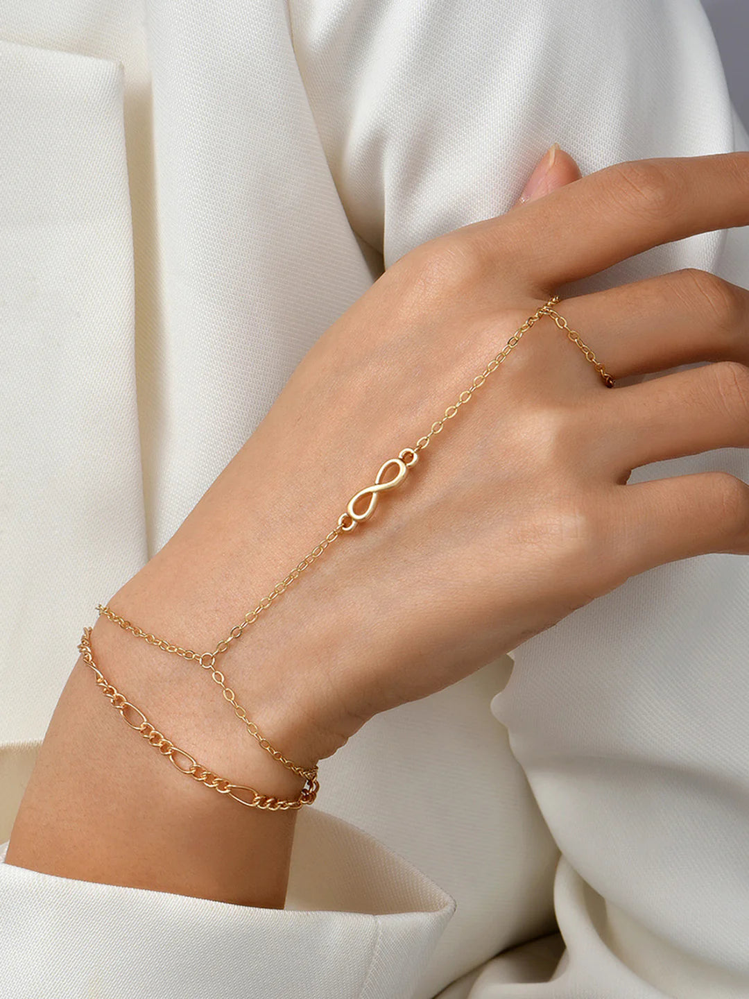 Niche Design Golden Finger Ring Bracelet - LA FEMME WANDERER