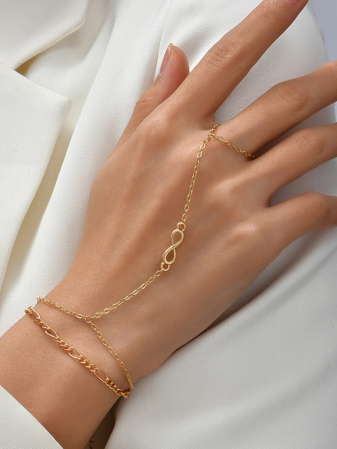 Niche Design Golden Finger Ring Bracelet - LA FEMME WANDERER