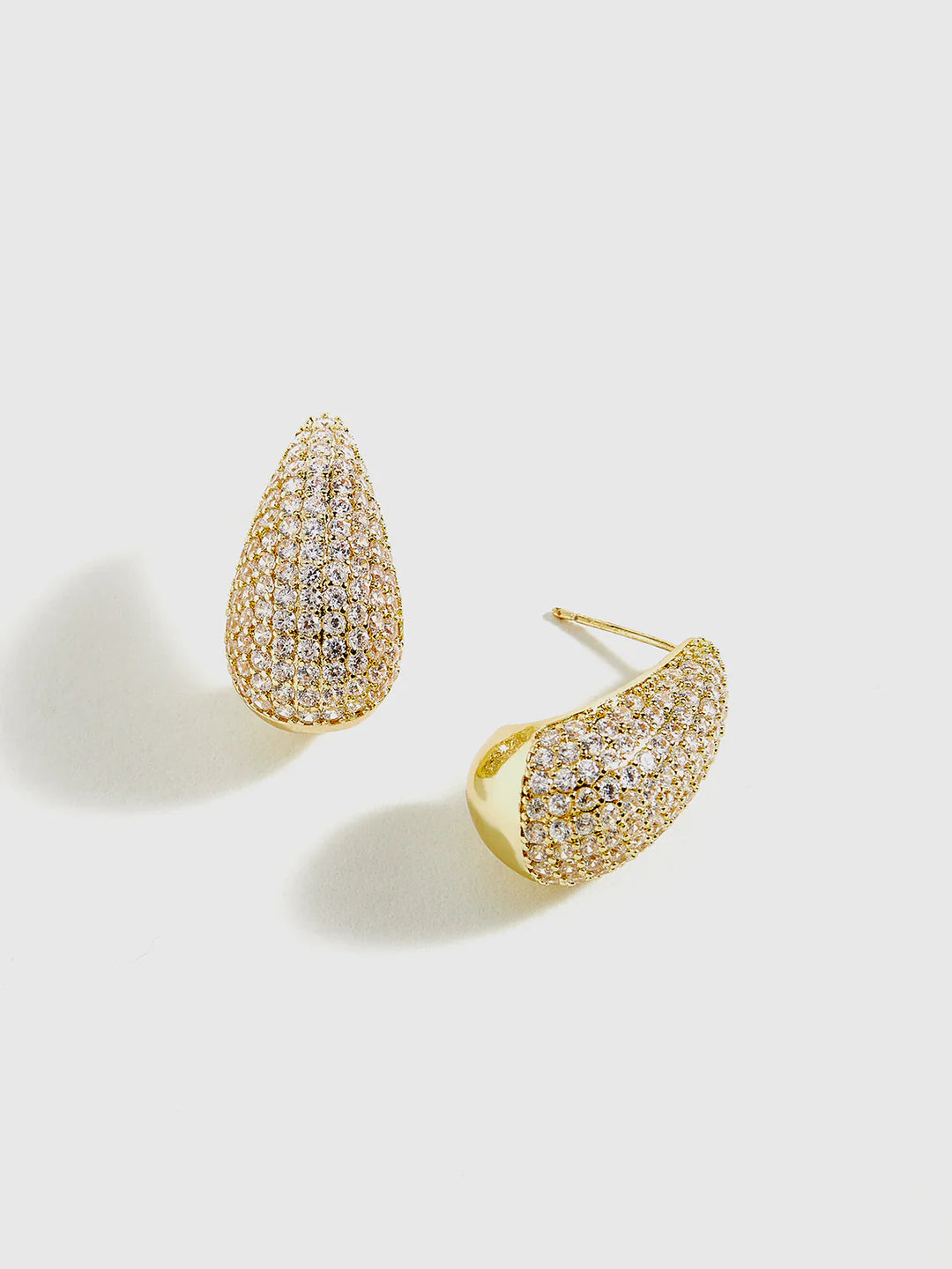 Elegant Style Copper Set Zircon Stud Earrings - LA FEMME WANDERER