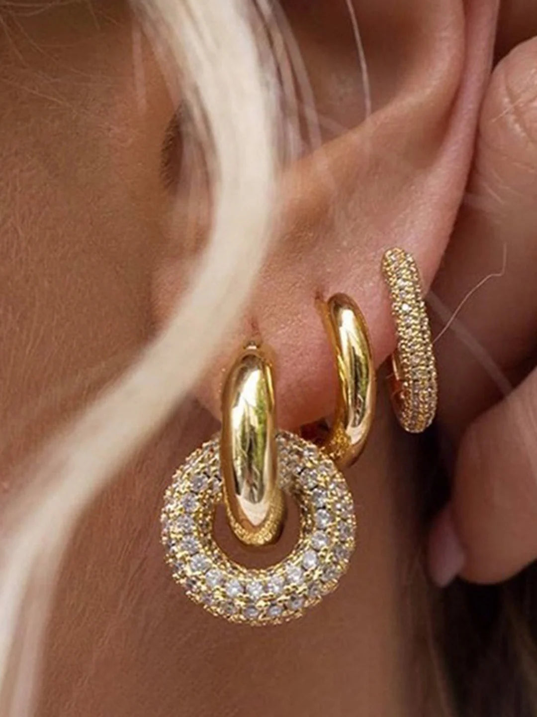 Retro Polished Double Hoop Earrings - LA FEMME WANDERER