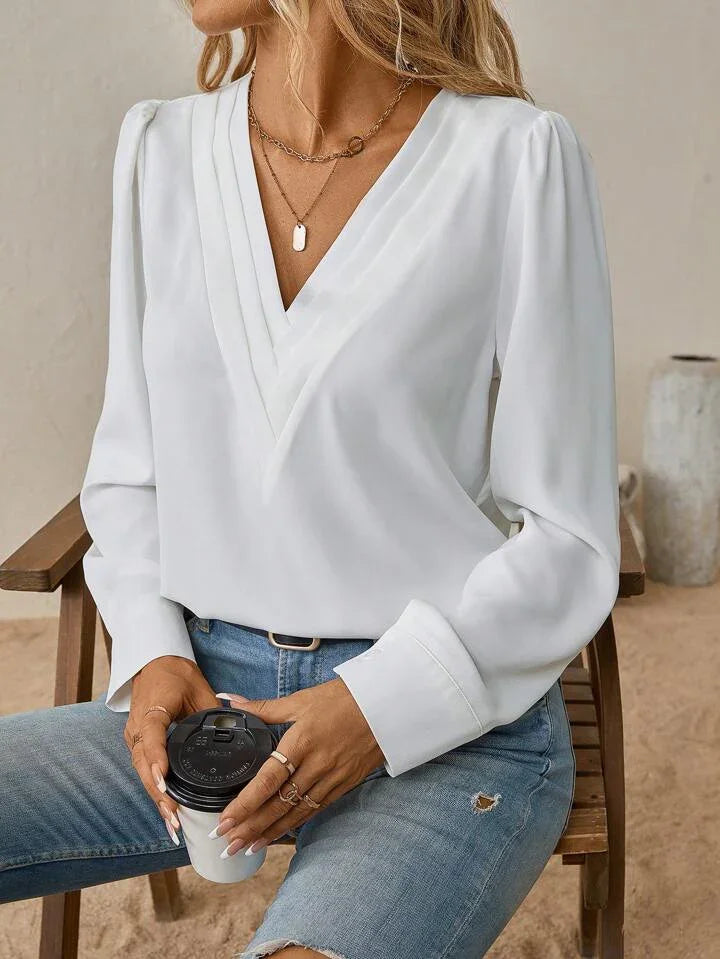 Always Chic – Einfarbige Bluse mit V-Ausschnitt und langen Ärmeln
